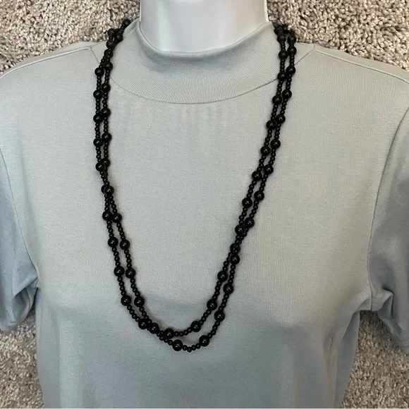 Trifari Signed Black Double Strand Beaded Vintage Necklace with Lobster Clasp - Picture 7 of 7